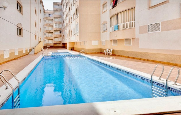 Herverkoop - Appartement / flat - Torrevieja - PARQUE DE LAS NACIONES