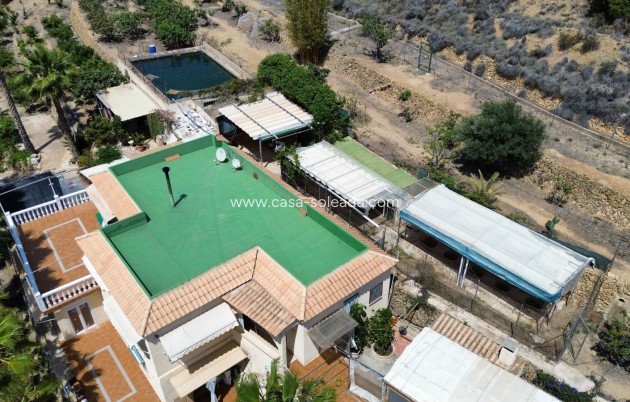 Wiederverkauf - Villa - La Nucía - Costa Blanca
