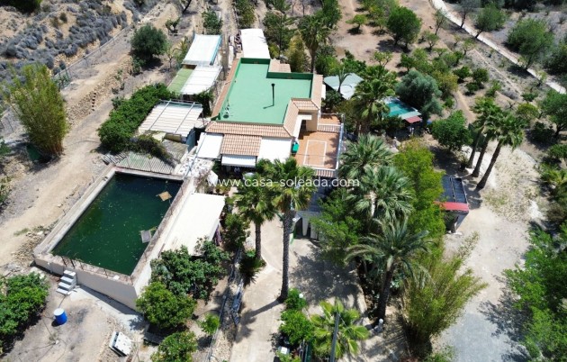 Wiederverkauf - Villa - La Nucía - Costa Blanca