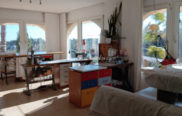 Wiederverkauf - Villa - La Nucía - Costa Blanca