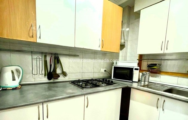 Wiederverkauf - Wohnung - Torrevieja - Center