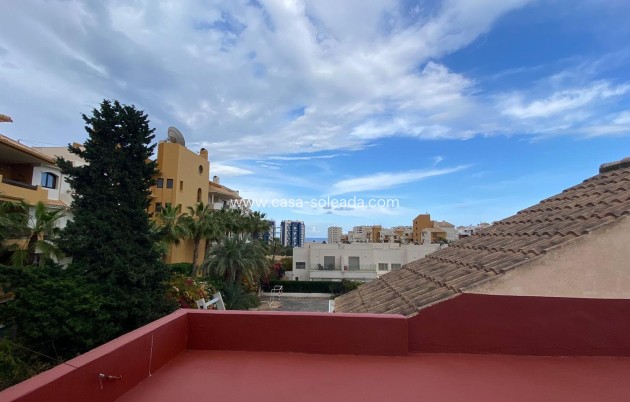 Wiederverkauf - Villa - Orihuela Costa - Punta Prima