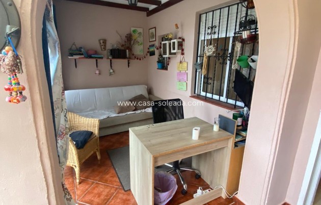 Wiederverkauf - Villa - Orihuela Costa - Punta Prima