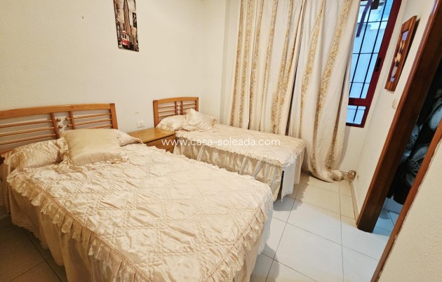 Herverkoop - Appartement / flat - Guardamar del Segura - Pueblo