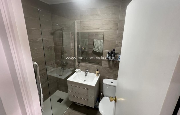 Herverkoop - Bungalow - Torrevieja - La Siesta