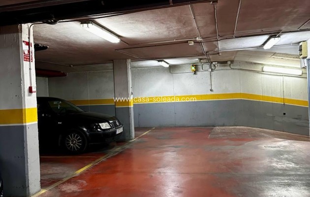 Herverkoop - Appartement / flat - Torrevieja - Estacion Autobuses