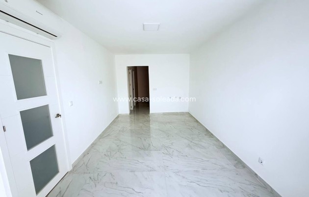 Wiederverkauf - Wohnung - Torrevieja - Acequion