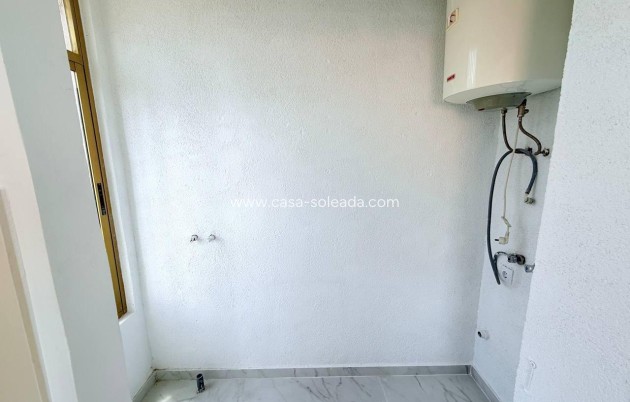 Wiederverkauf - Wohnung - Torrevieja - Acequion