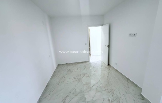 Wiederverkauf - Wohnung - Torrevieja - Acequion