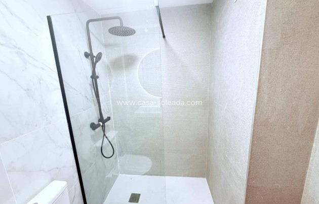 Wiederverkauf - Wohnung - Torrevieja - Acequion