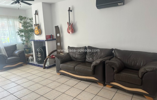 Wiederverkauf - Villa - Orihuela - Playa Flamenca