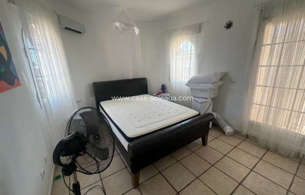 Wiederverkauf - Villa - Orihuela - Playa Flamenca