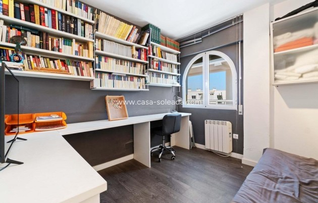 Wiederverkauf - Wohnung - Orihuela Costa - Campoamor
