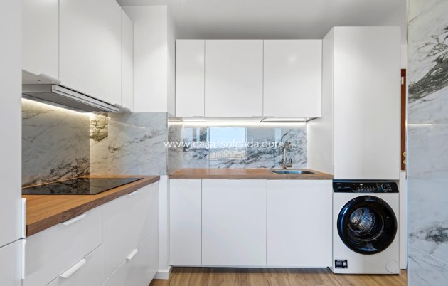 Herverkoop - Appartement / flat - Torrevieja - Punta Prima