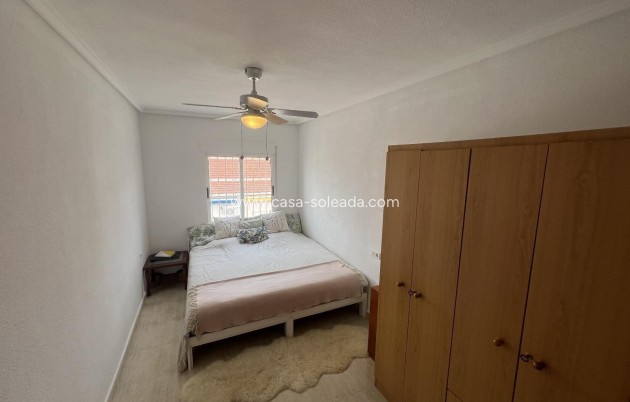 Wiederverkauf - Stadthaus - Torrevieja - La Siesta