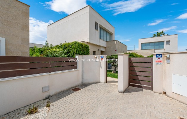 Wiederverkauf - Villa - Orihuela - Inland