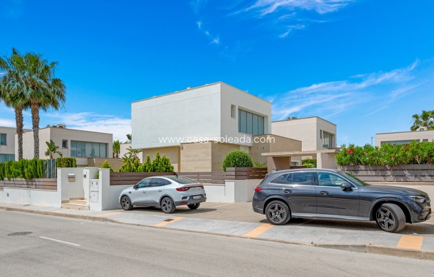 Wiederverkauf - Villa - Orihuela - Inland