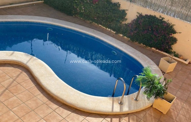 Wiederverkauf - Villa - Orihuela Costa - Villamartín