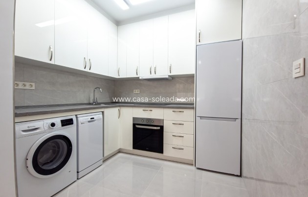 Wiederverkauf - Wohnung - Torrevieja - El Acequión - Los Náufragos