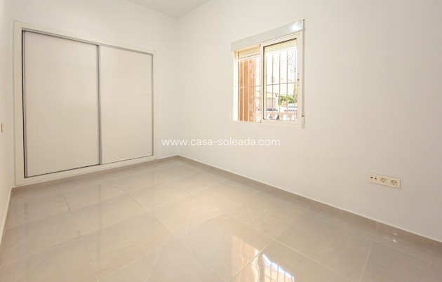 Wiederverkauf - Wohnung - Torrevieja - El Acequión - Los Náufragos