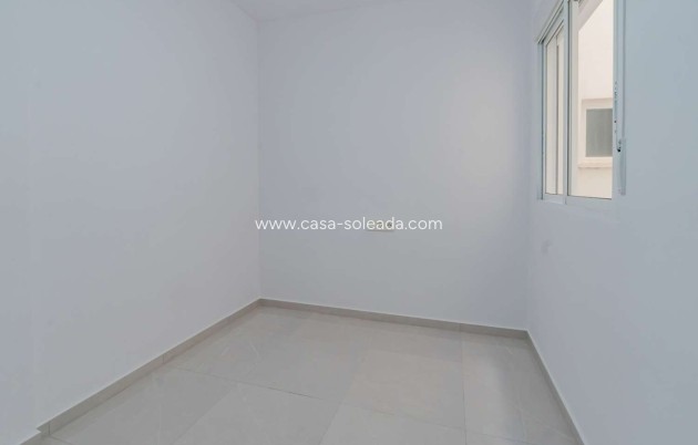 Herverkoop - Flat - Torrevieja - Avenida Habaneras - Curva de Palangre