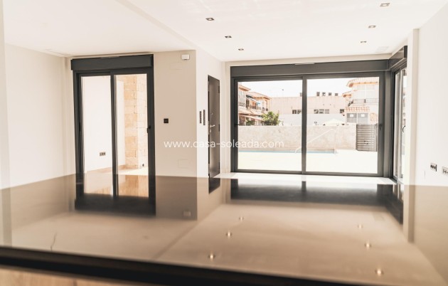 Neue Gebäude - Villa - Orihuela Costa - Punta Prima