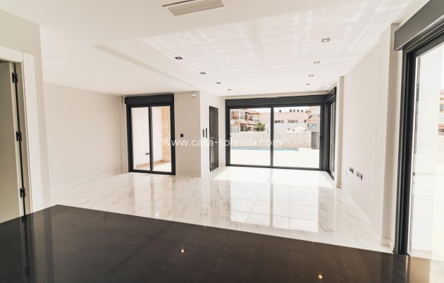 Neue Gebäude - Villa - Orihuela Costa - Punta Prima