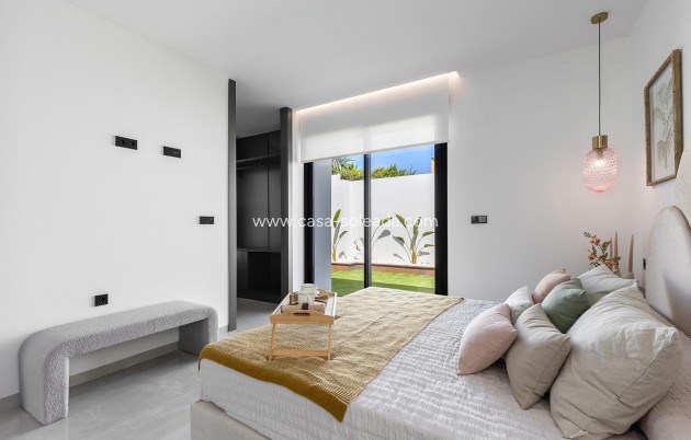 Neue Gebäude - Villa - Torrevieja - Los Balcones