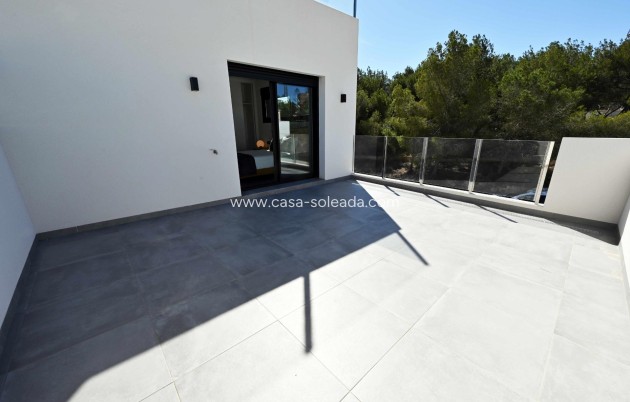 Neue Gebäude - Stadthaus - Orihuela Costa - Las Filipinas
