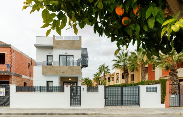 Neue Gebäude - Villa - Torrevieja - Torretas