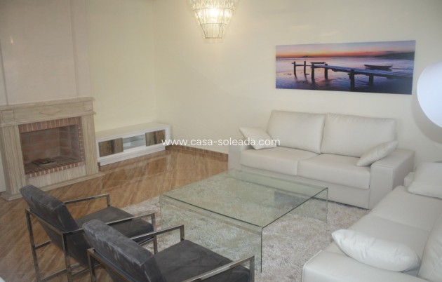 Neue Gebäude - Villa - Torrevieja - Los Altos