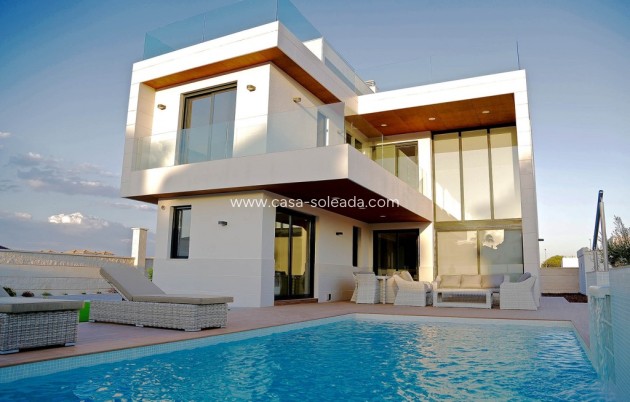Obra nueva - Villa - Dehesa De Campoamor