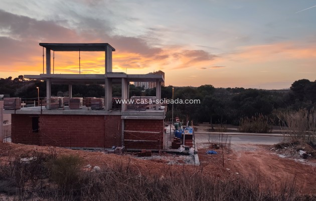 Obra nueva - Villa - Dehesa De Campoamor