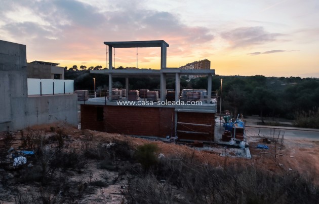Obra nueva - Villa - Dehesa De Campoamor