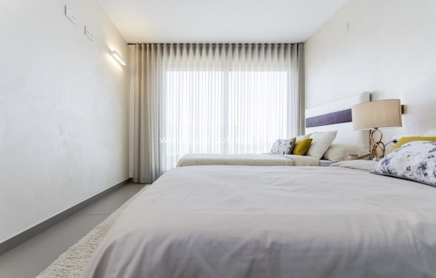 Neue Gebäude - Villa - Orihuela Costa - Campoamor