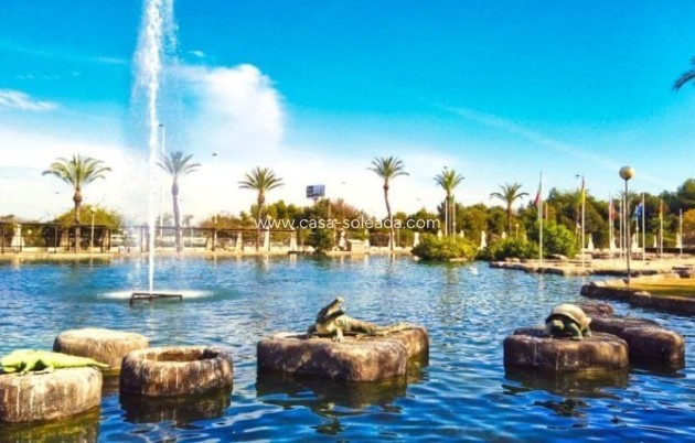 Neue Gebäude - Villa - Torrevieja - Aguas nuevas