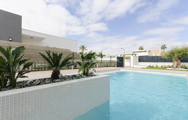 Neue Gebäude - Villa - Orihuela Costa - Campoamor