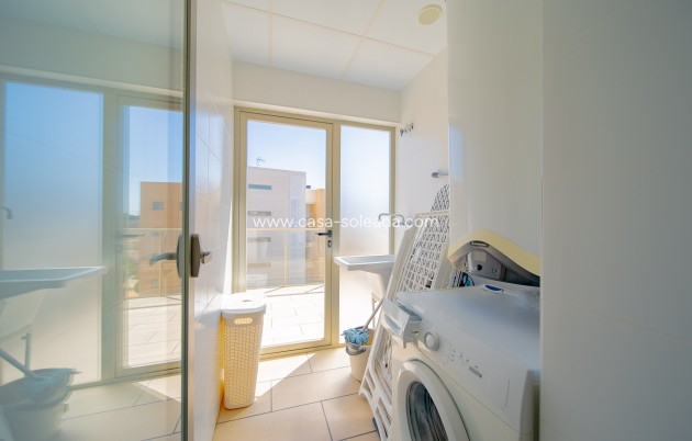 Wiederverkauf - Wohnung - Orihuela Costa - Villamartín