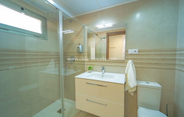 Wiederverkauf - Wohnung - Orihuela Costa - Villamartín
