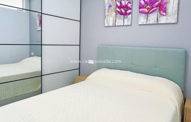 Resale - Apartment / flat - Torrevieja - Costa Blanca