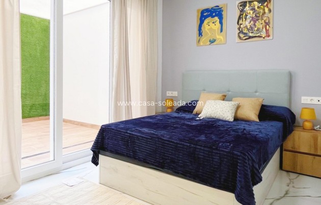 Resale - Apartment / flat - Torrevieja - Costa Blanca