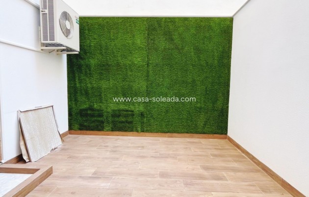 Resale - Apartment / flat - Torrevieja - Costa Blanca