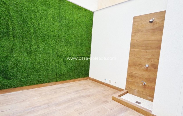 Resale - Apartment / flat - Torrevieja - Costa Blanca