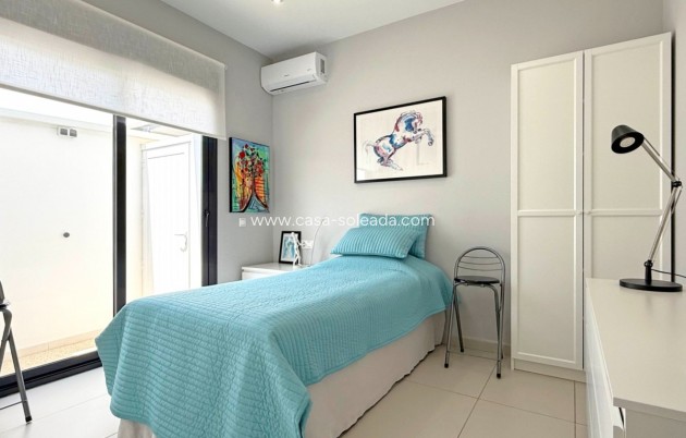 Herverkoop - Bungalow - Orihuela Costa - Costa Blanca
