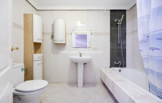 Wiederverkauf - Bungalow - Torrevieja - Torre La Mata