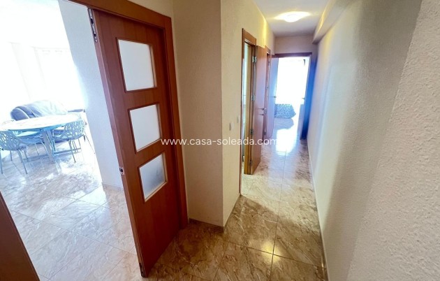 Resale - Apartment / flat - Torrevieja - Center