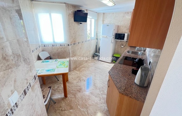 Resale - Apartment / flat - Torrevieja - Center