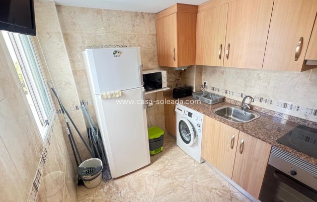 Resale - Apartment / flat - Torrevieja - Center