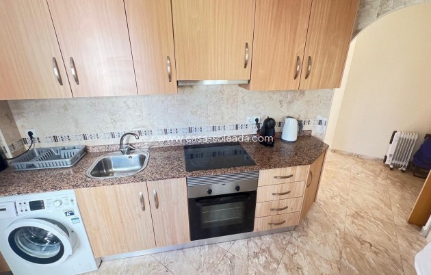 Resale - Apartment / flat - Torrevieja - Center