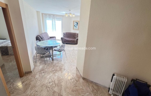 Resale - Apartment / flat - Torrevieja - Center